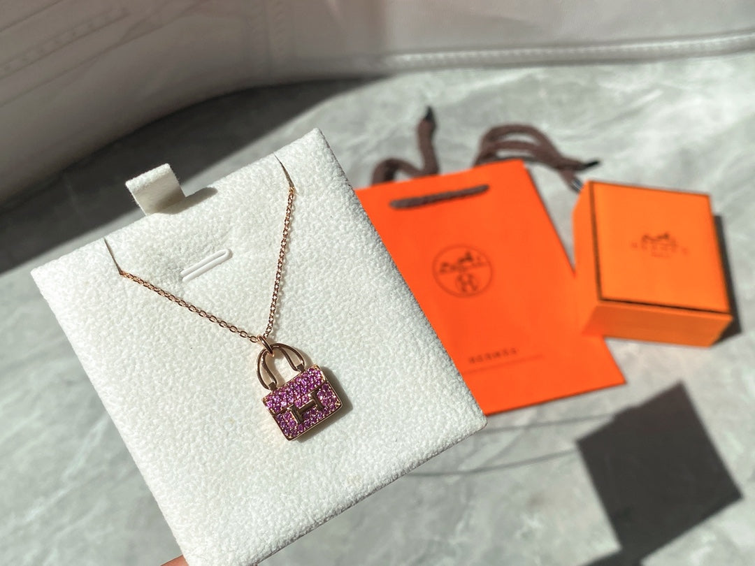 Amulettes Constance Pink Diamonds Pendant Necklace