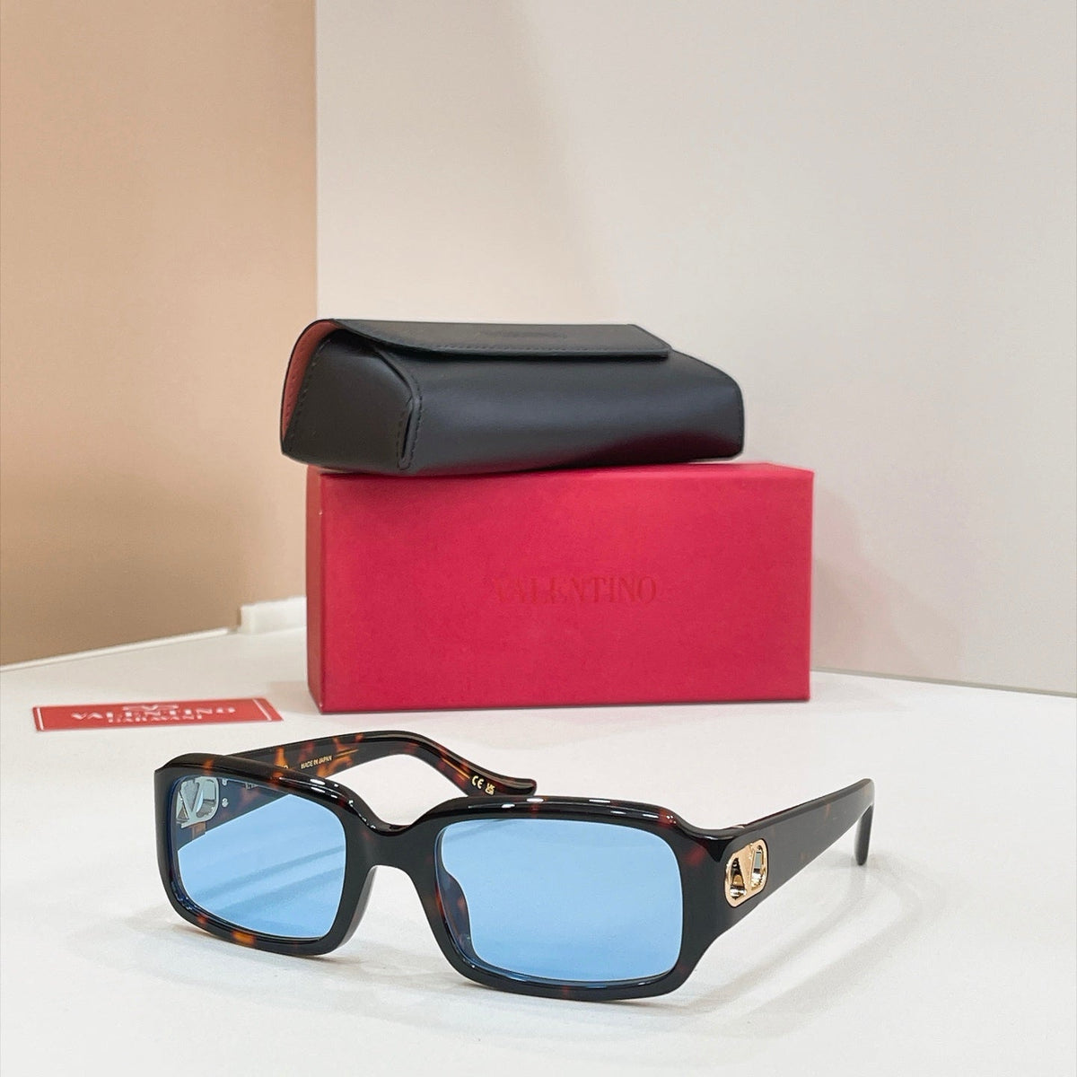 Valentino VG0016S Sunglasses